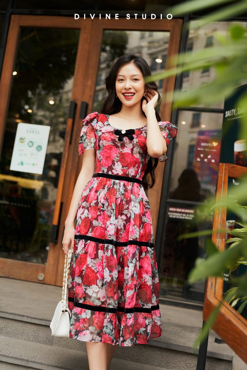 Đầm Wendy