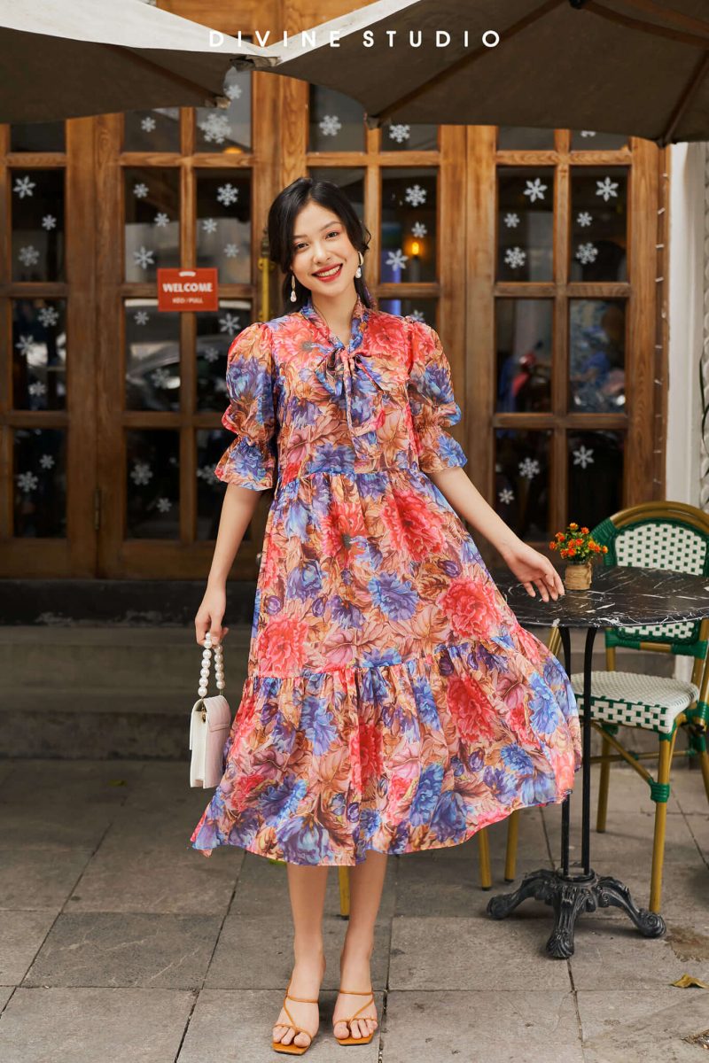 Đầm Naomi
