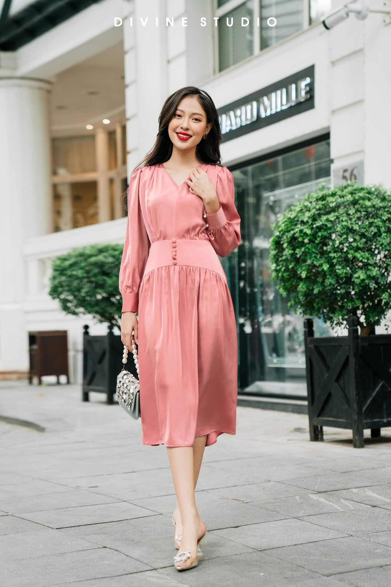 time to shine (17) Đầm Daphne